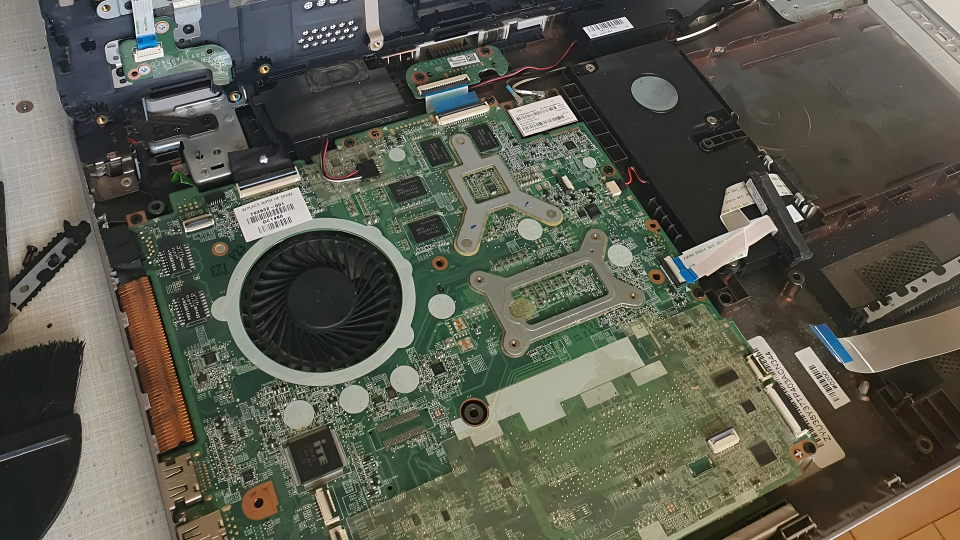 Neodatach Informatique Reparation Smartphone Parignargues Des Appareils Reconditionnes 1