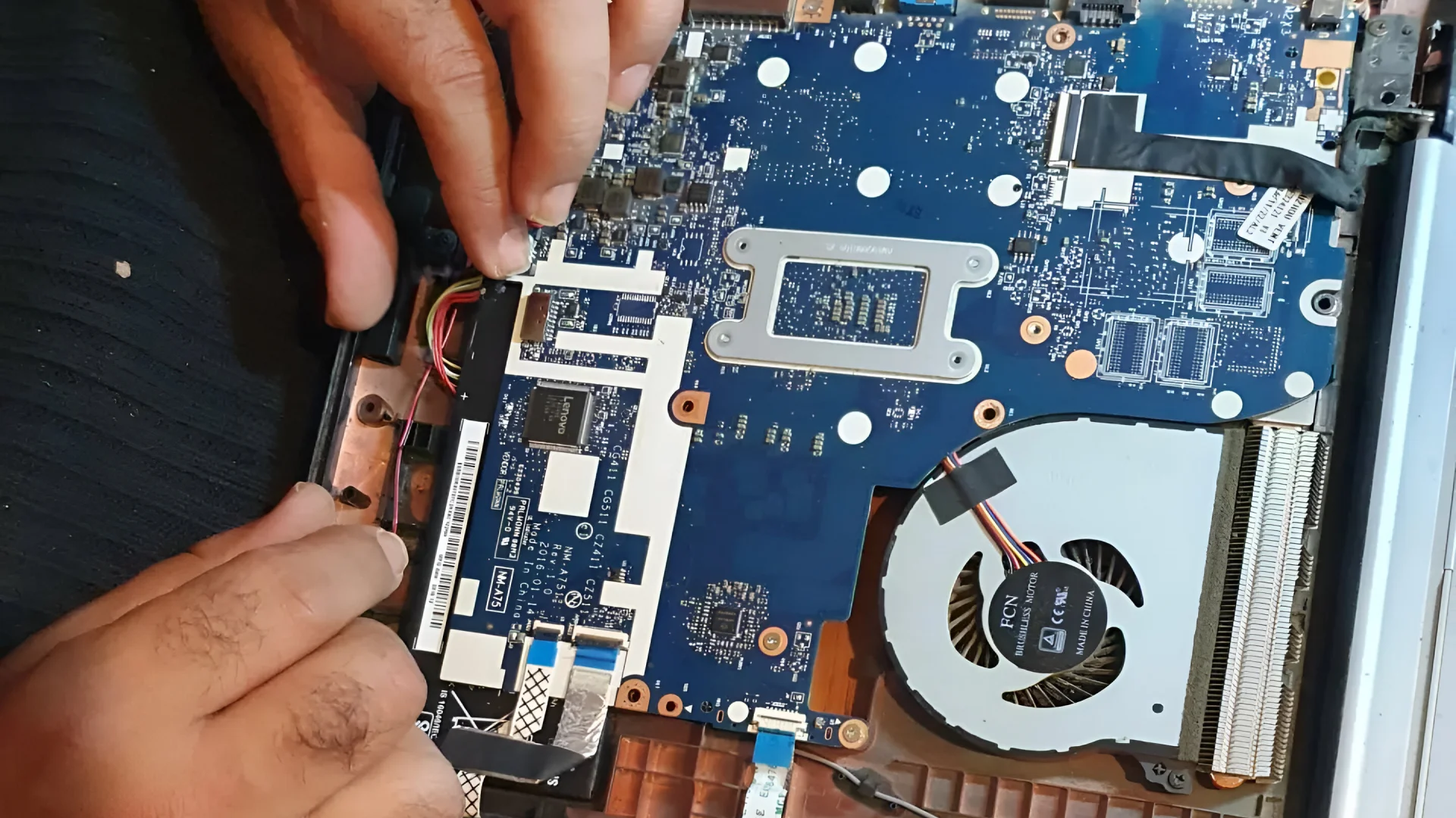 Neodatach Informatique Reparation Smartphone Parignargues Reparer Votre Ordinateur 1